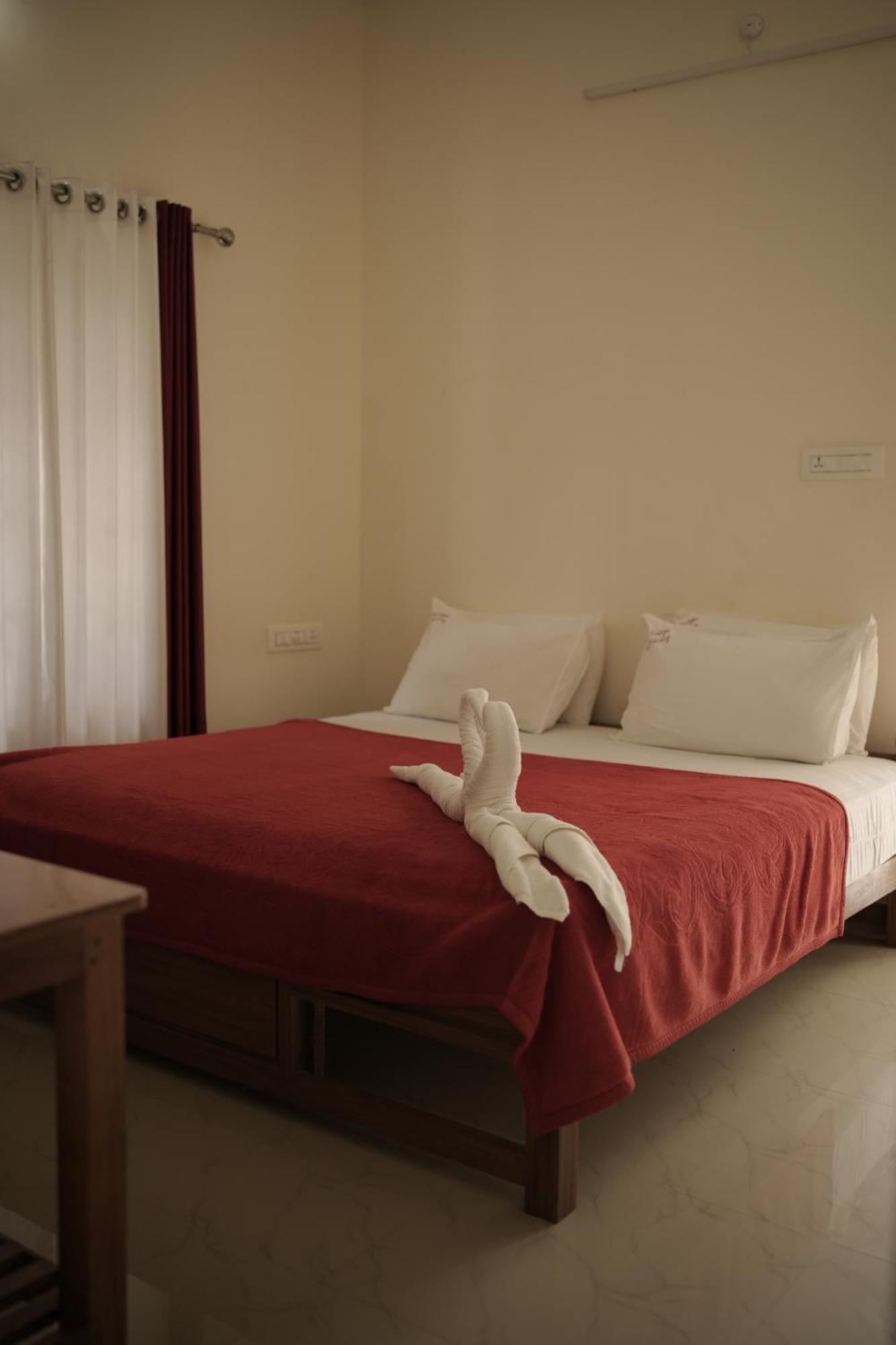 Skylounge Residency Homestay *
