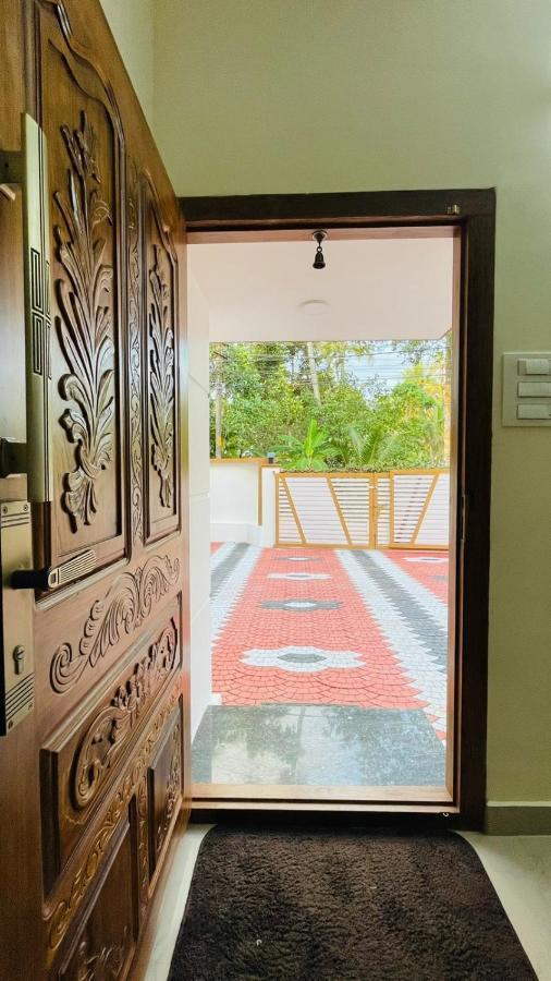 Homestay Skylounge Residency *